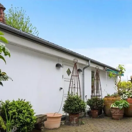 Bright With Nice Atmosphere In City Center Appartement